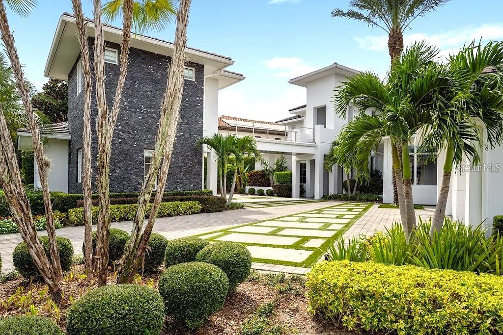 KEENES POINTE - Residential