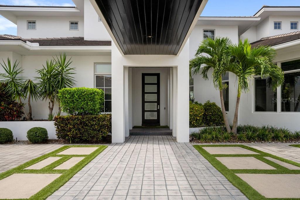 KEENES POINTE - Residential