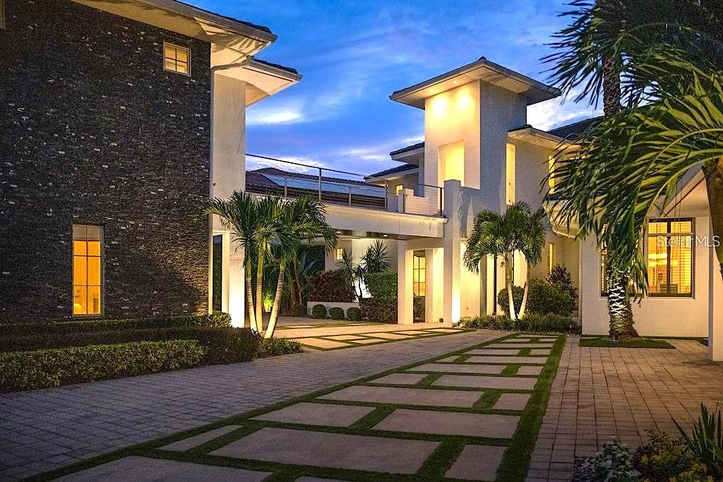 KEENES POINTE - Residential