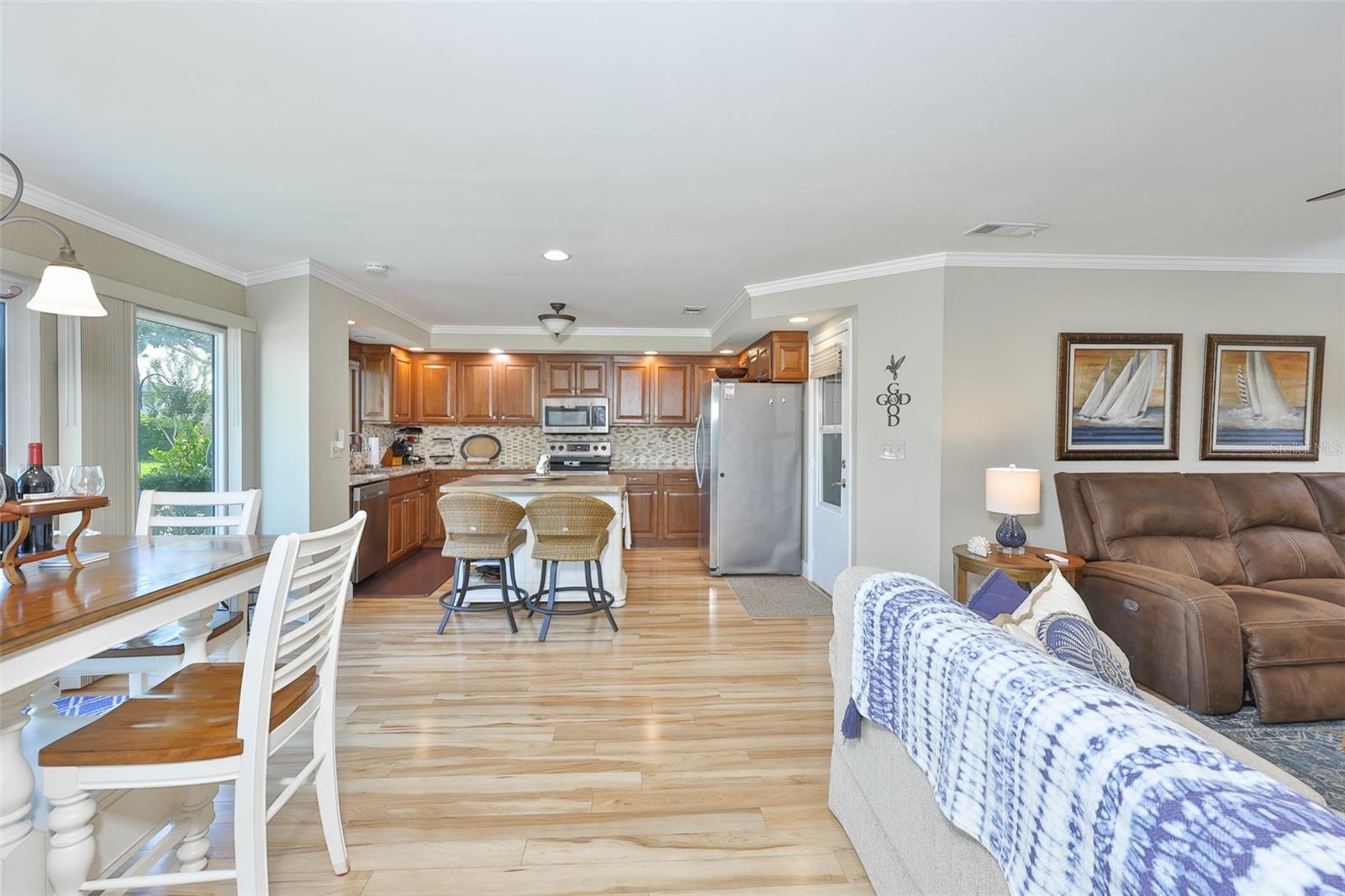 LANCASTER I CONDO - Residential