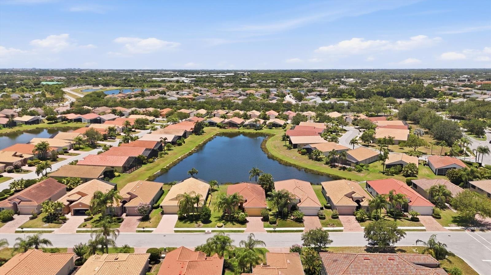 CASCADES AT SARASOTA PH V - Residential