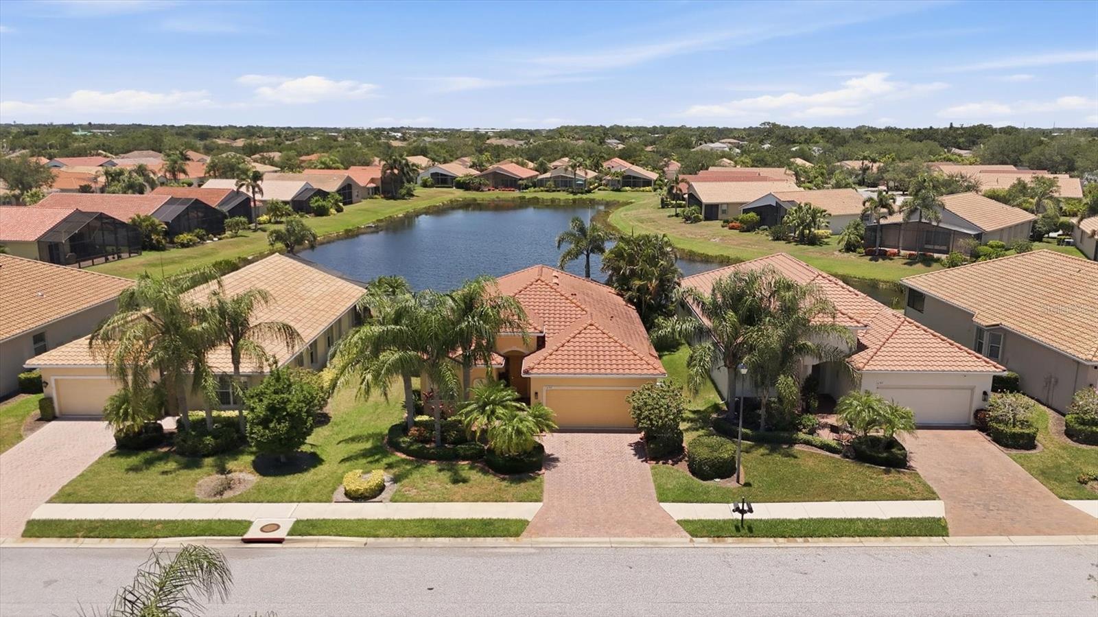 CASCADES AT SARASOTA PH V - Residential