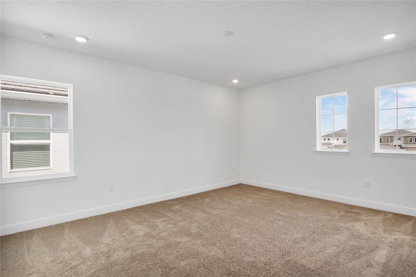 BELLA COLLINA - Residential