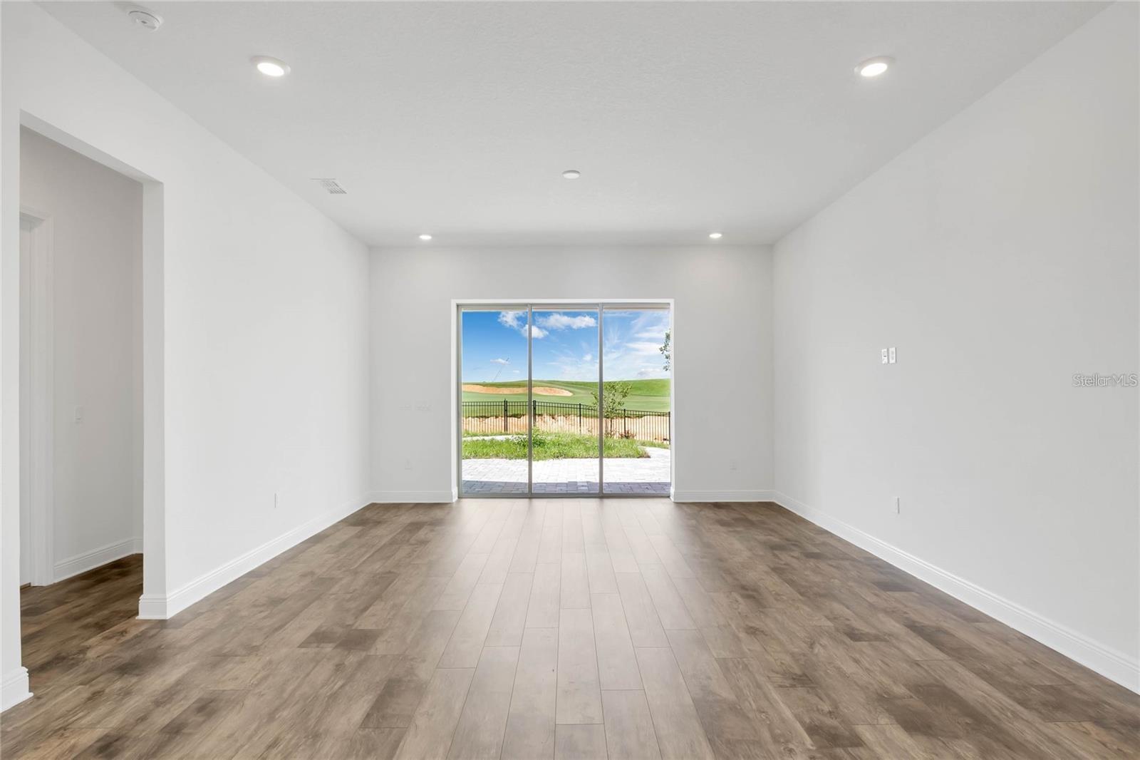BELLA COLLINA - Residential