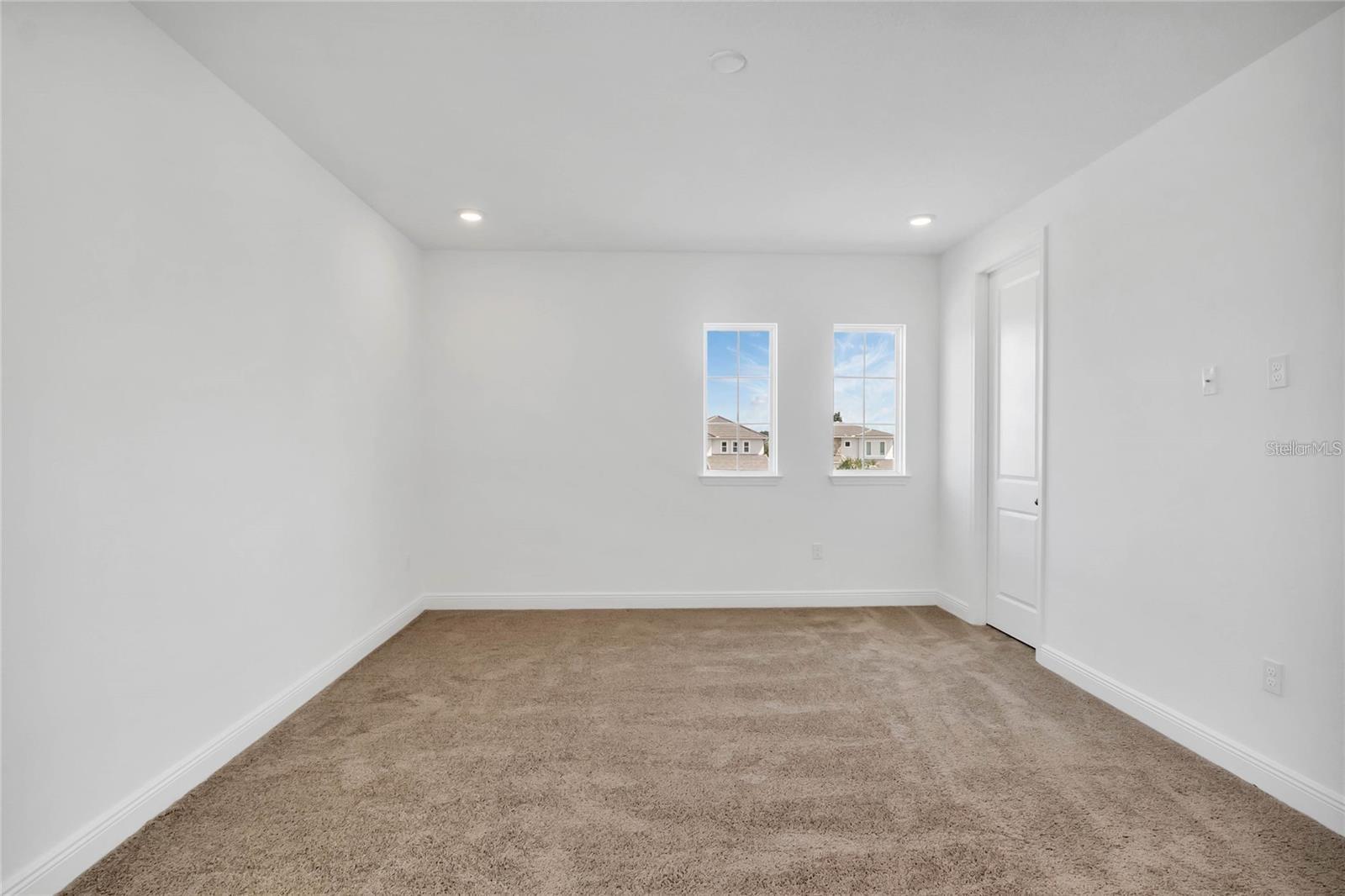BELLA COLLINA - Residential