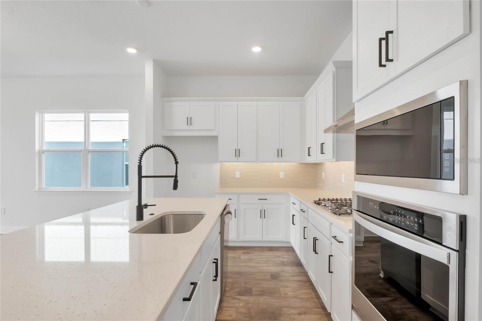 BELLA COLLINA - Residential
