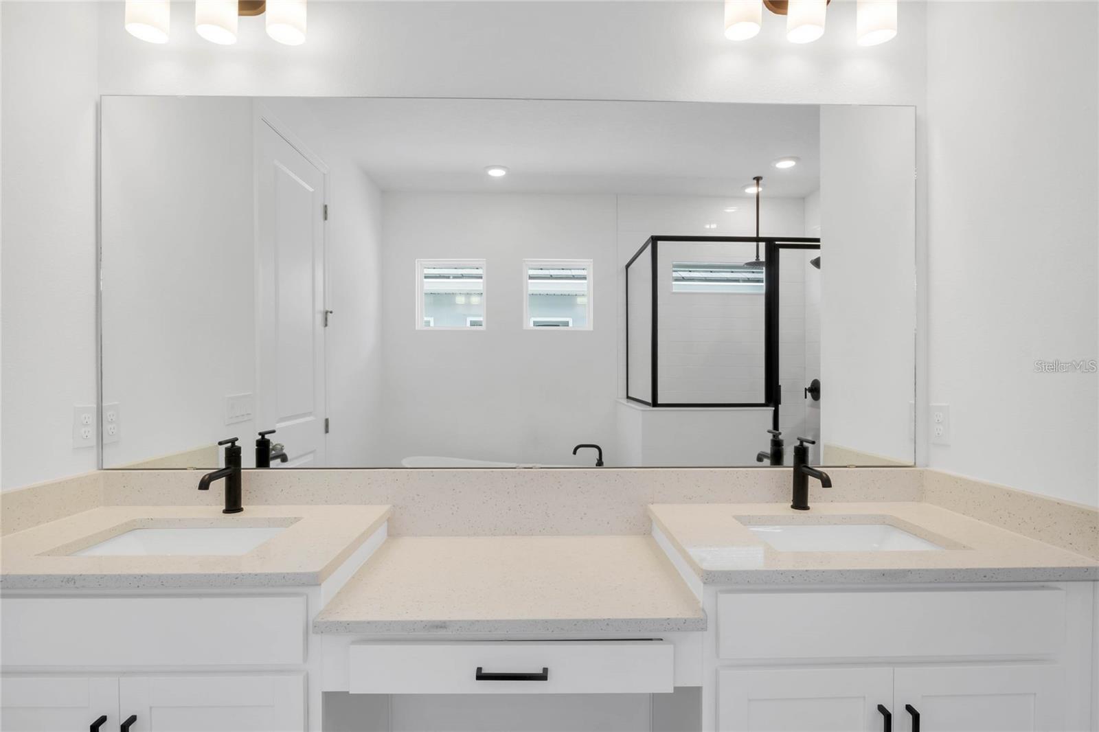 BELLA COLLINA - Residential
