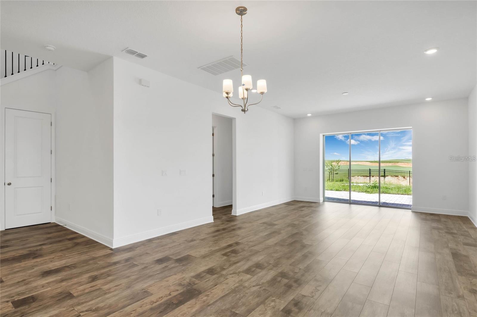 BELLA COLLINA - Residential