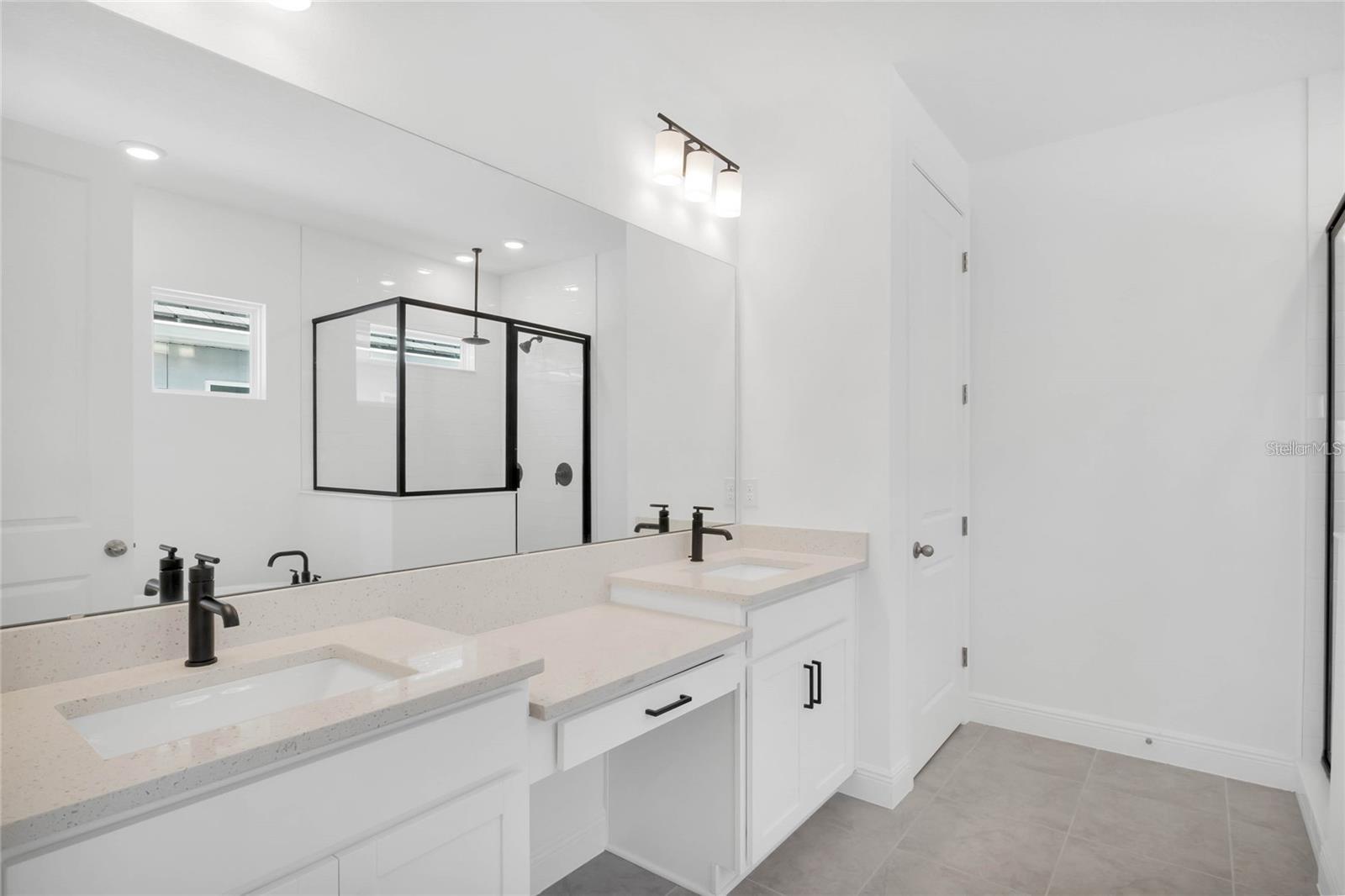 BELLA COLLINA - Residential