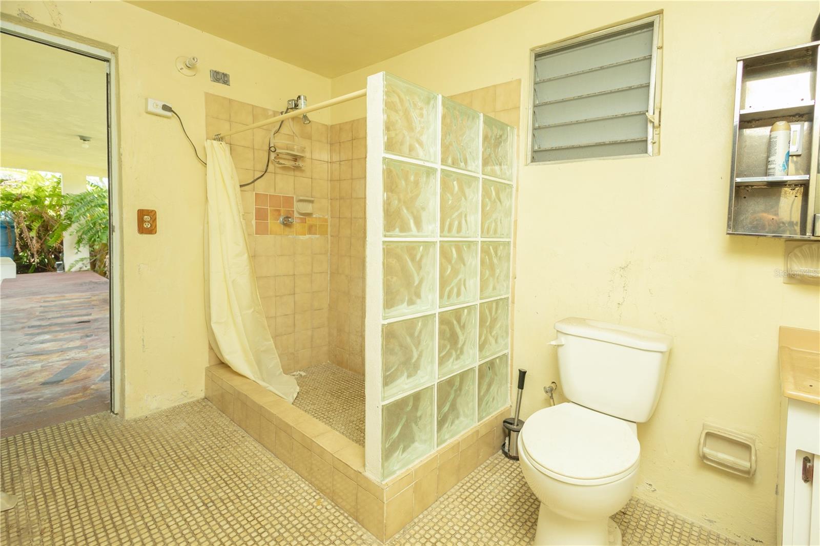 COM. ESPERANZA - Residential