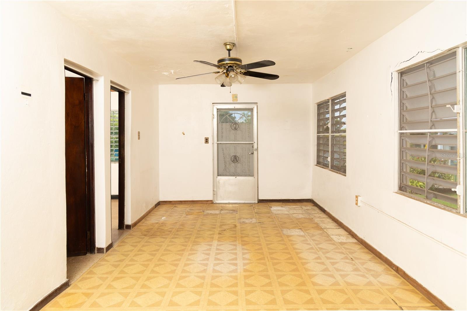 COM. ESPERANZA - Residential