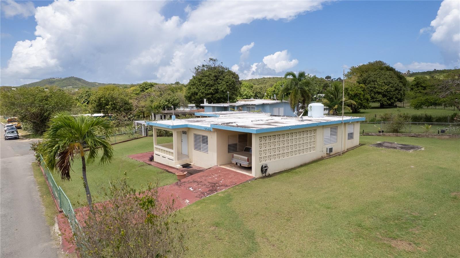 COM. ESPERANZA - Residential