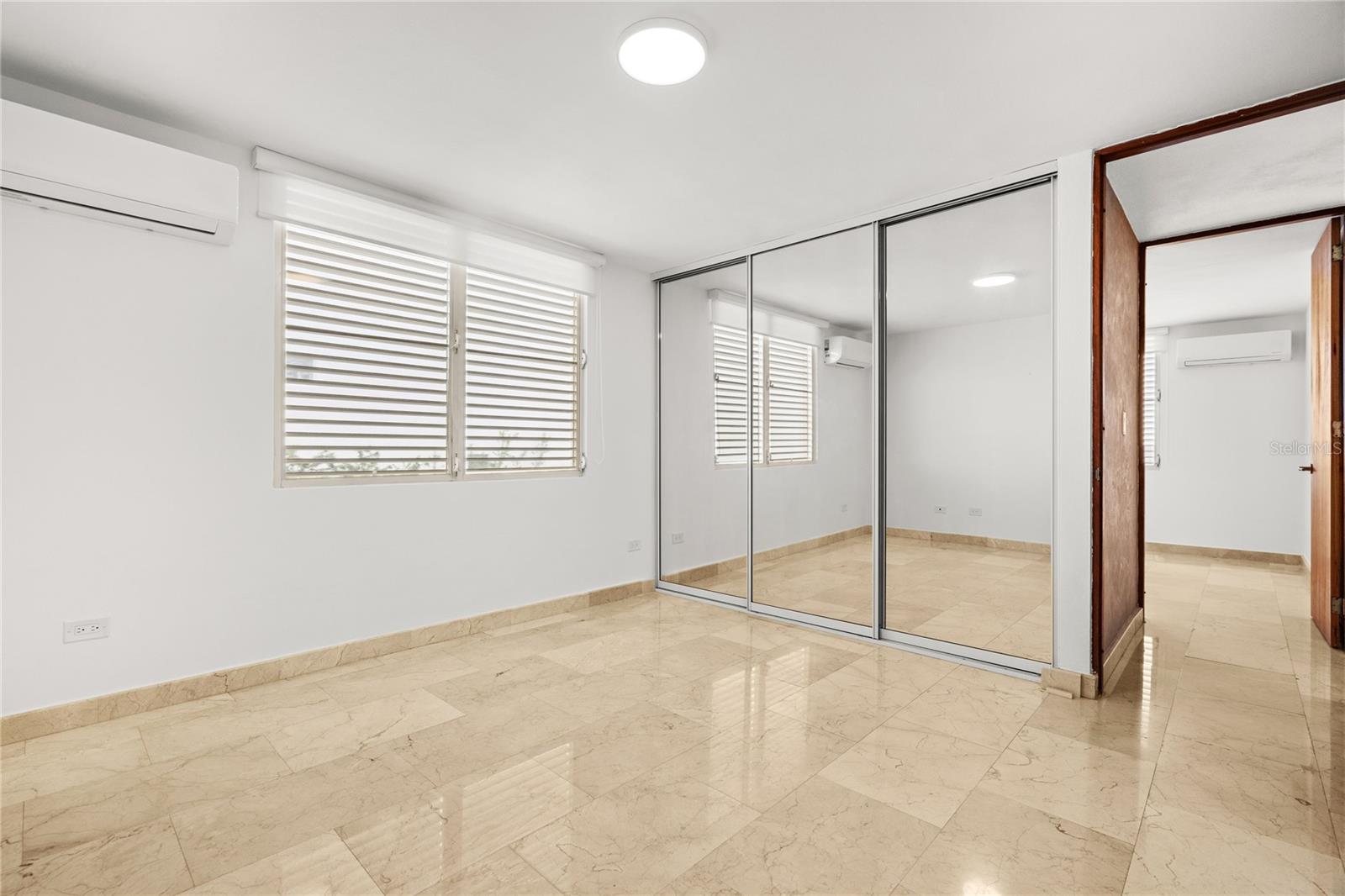 ANDREA'S COURT - Residential Lease