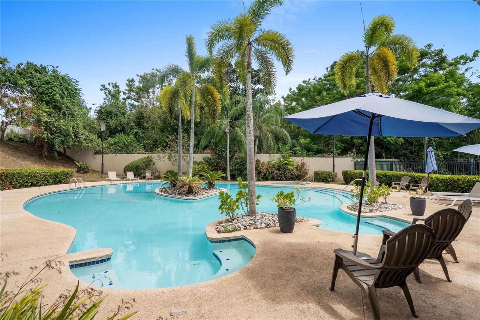 ANDREA'S COURT - Residential Lease