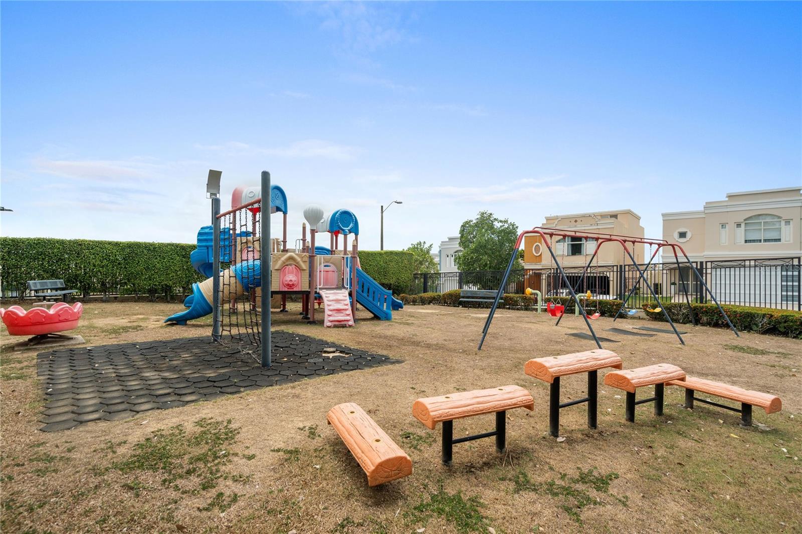 ANDREA'S COURT - Residential Lease