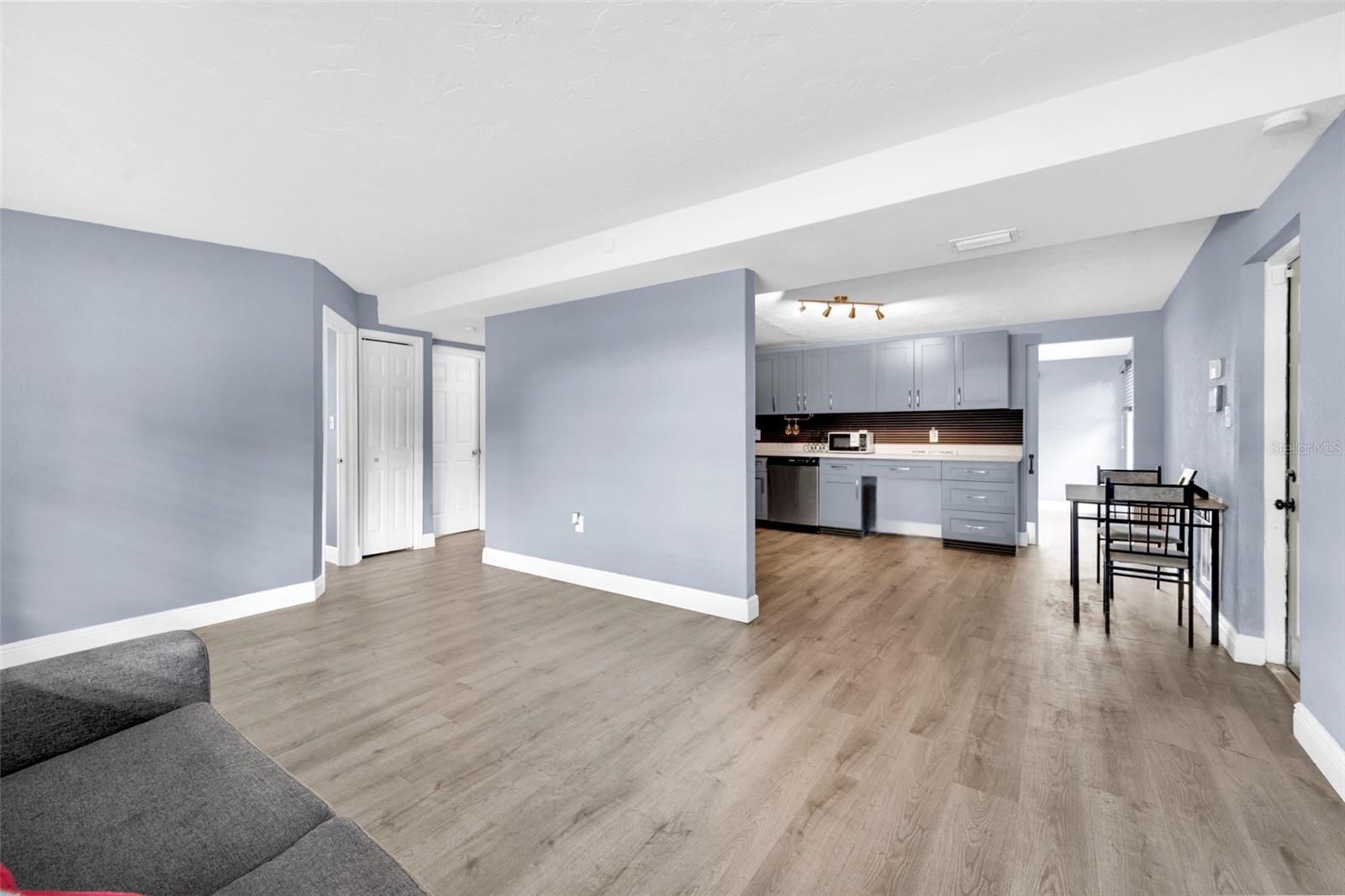 BROWN ACRES - Residential