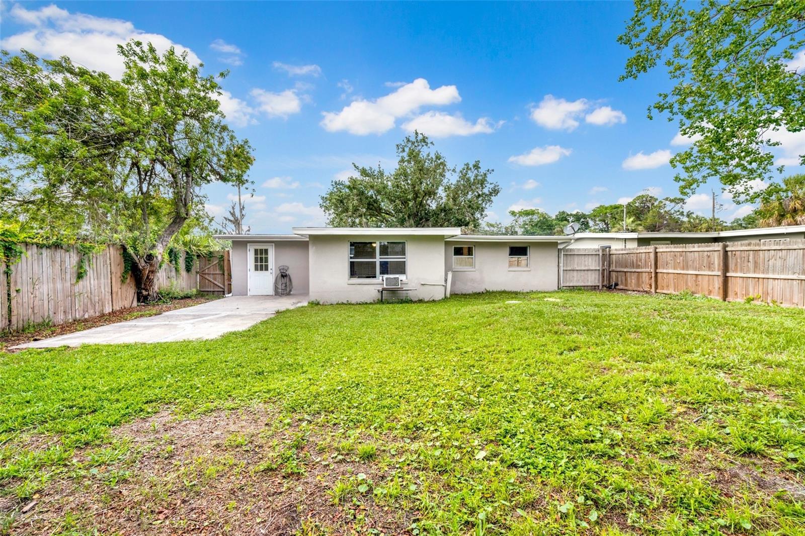 BROWN ACRES - Residential