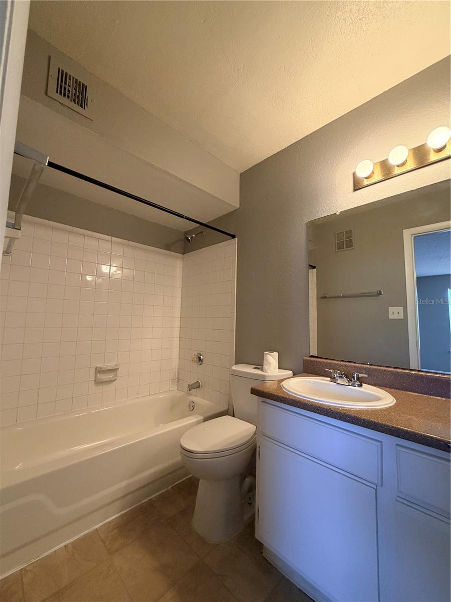 REGENCY GARDENS - Residential