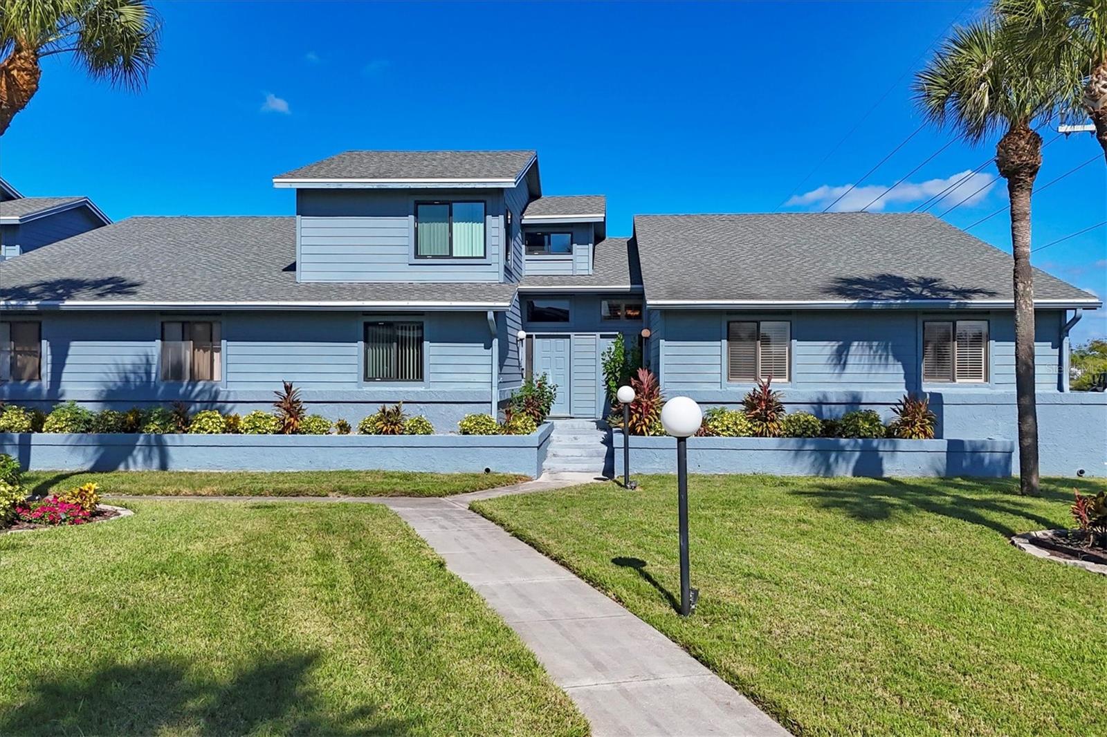 WEDGEWOOD COMMONS - Residential