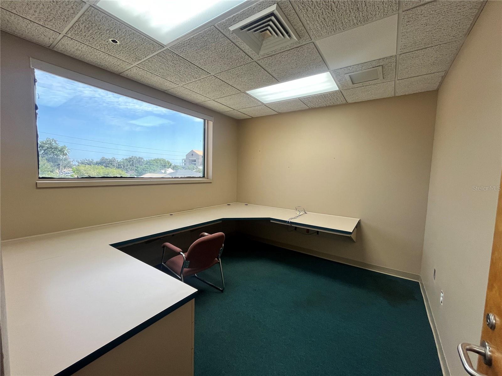 CALDWELLS SUB - Commercial Lease
