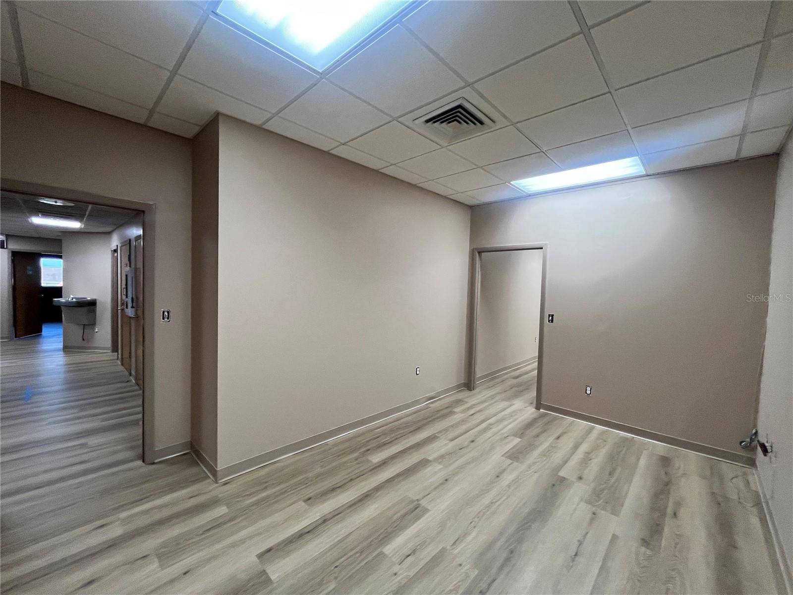 CALDWELLS SUB - Commercial Lease