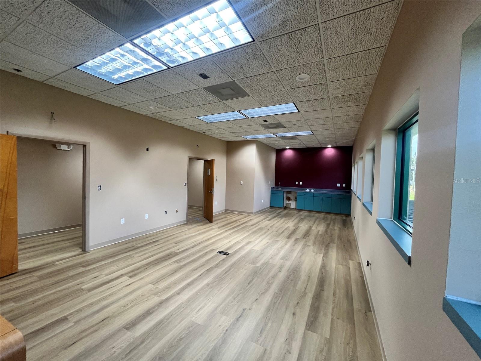 CALDWELLS SUB - Commercial Lease