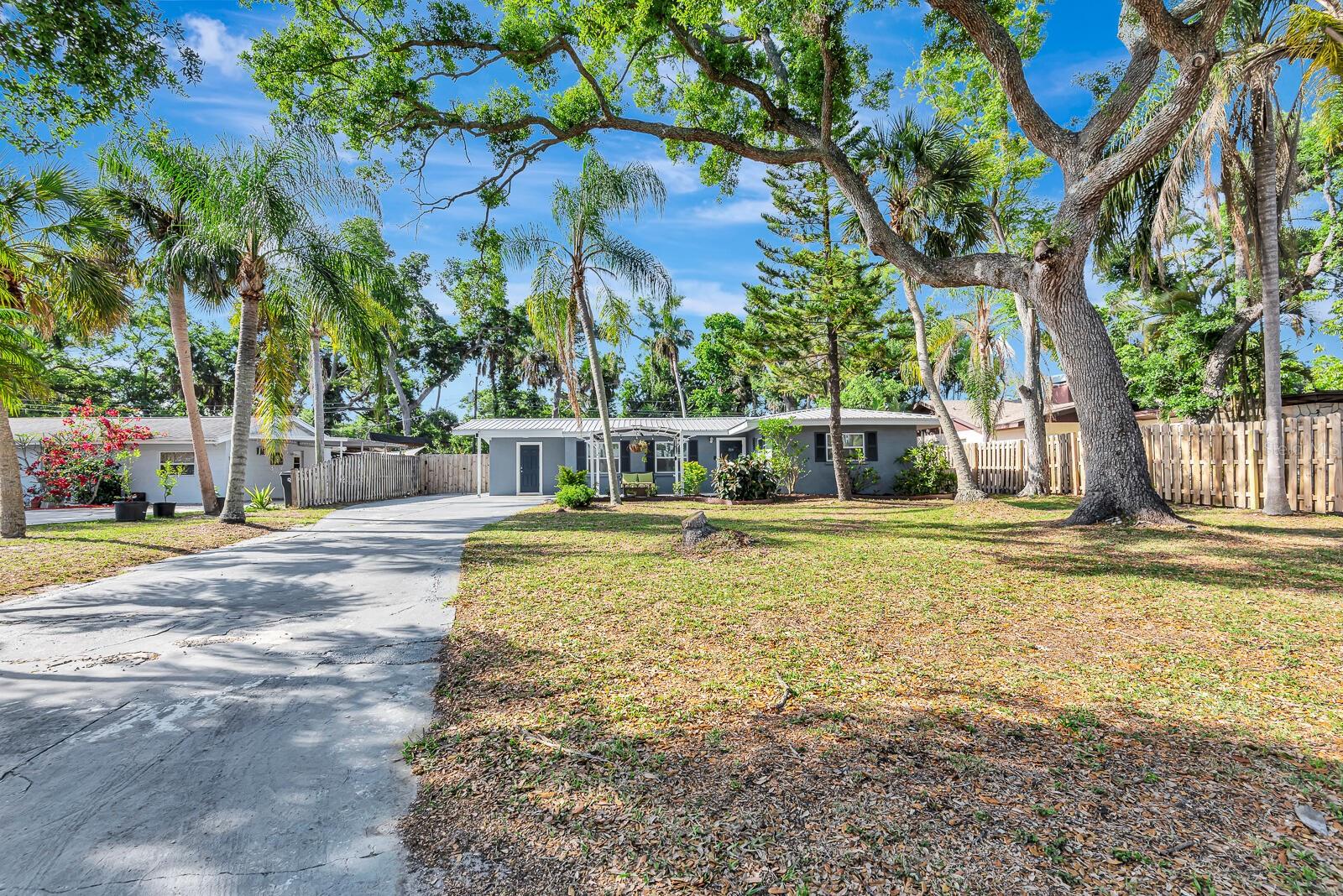 COLLEGE HEIGHTS - Residential