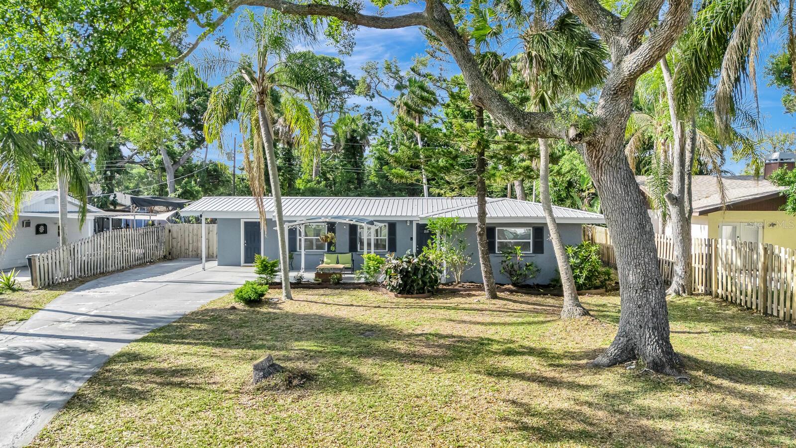 Fully Remodeled Home in Prime Bradenton Location - 15 minutes to Anna Maria Island beaches!
Welcome to this beautifully (fully remodeled) home located in one of the most convenient areas of Bradenton. This move-in ready property features major updates including a new metal roof (2021), new A/C system (2021), new hot water heater (2021), and a complete interior renovation, giving you the peace of mind of modern systems with stylish finishes.
Inside, you'll find a bright open layout with updated flooring, modern kitchen finishes, and refreshed living spaces designed for comfortable Florida living.
Location is everything, and this home delivers:
* 1 min from shopping and fresh markets like Detwiler's Farm Market
* Close to multiple Publix locations
* Near world-renowned sports training facilities at IMG Academy
* Convenient access to State College of Florida, Manatee-Sarasota
* Just minutes from outdoor recreation at G.T. Bray Park
* Only about 15 minutes to the beautiful beaches of Anna Maria Island
Whether you're looking for a primary residence, seasonal home, or investment property, this home is an unbeatable combination of location, upgrades, and Florida lifestyle.
Don't miss the opportunity to own a turn-key home close to beaches, parks, schools, and shopping.