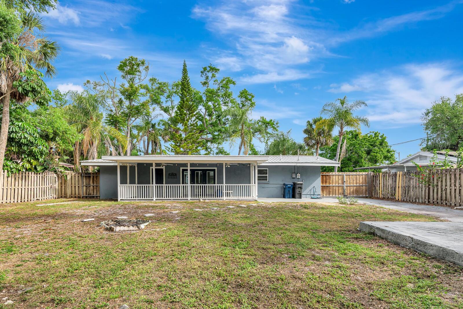 COLLEGE HEIGHTS - Residential
