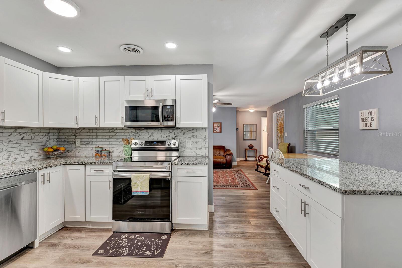 COLLEGE HEIGHTS - Residential