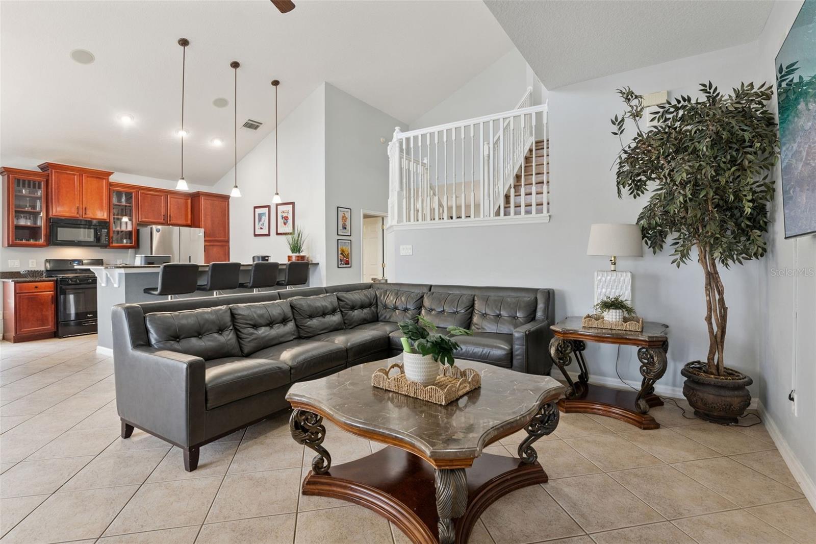 WYNDHAM POINTE - Residential