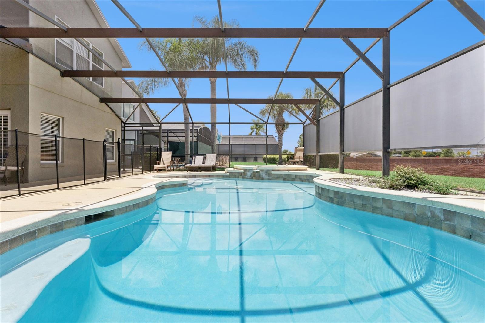 WYNDHAM POINTE - Residential