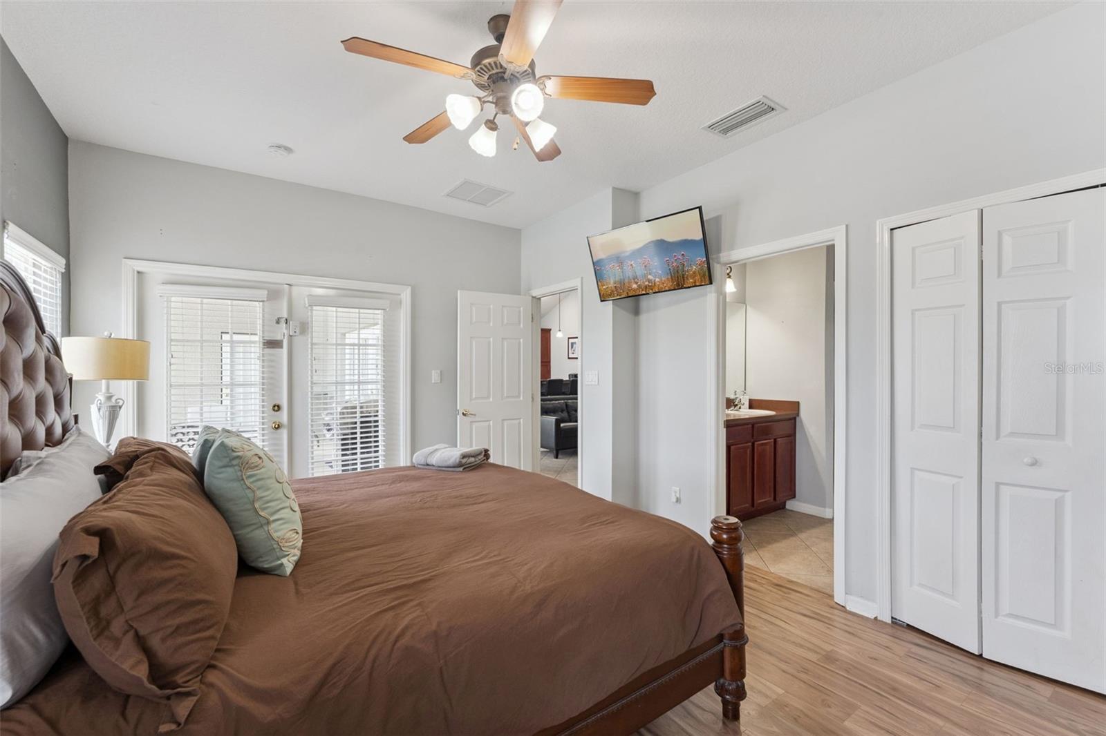 WYNDHAM POINTE - Residential