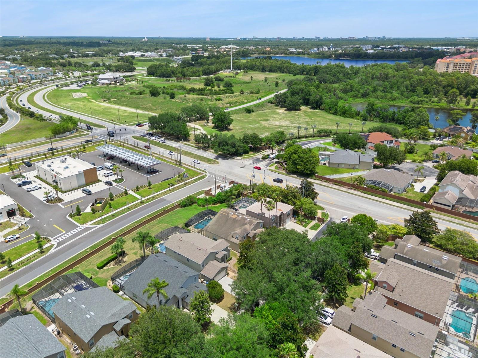 WYNDHAM POINTE - Residential