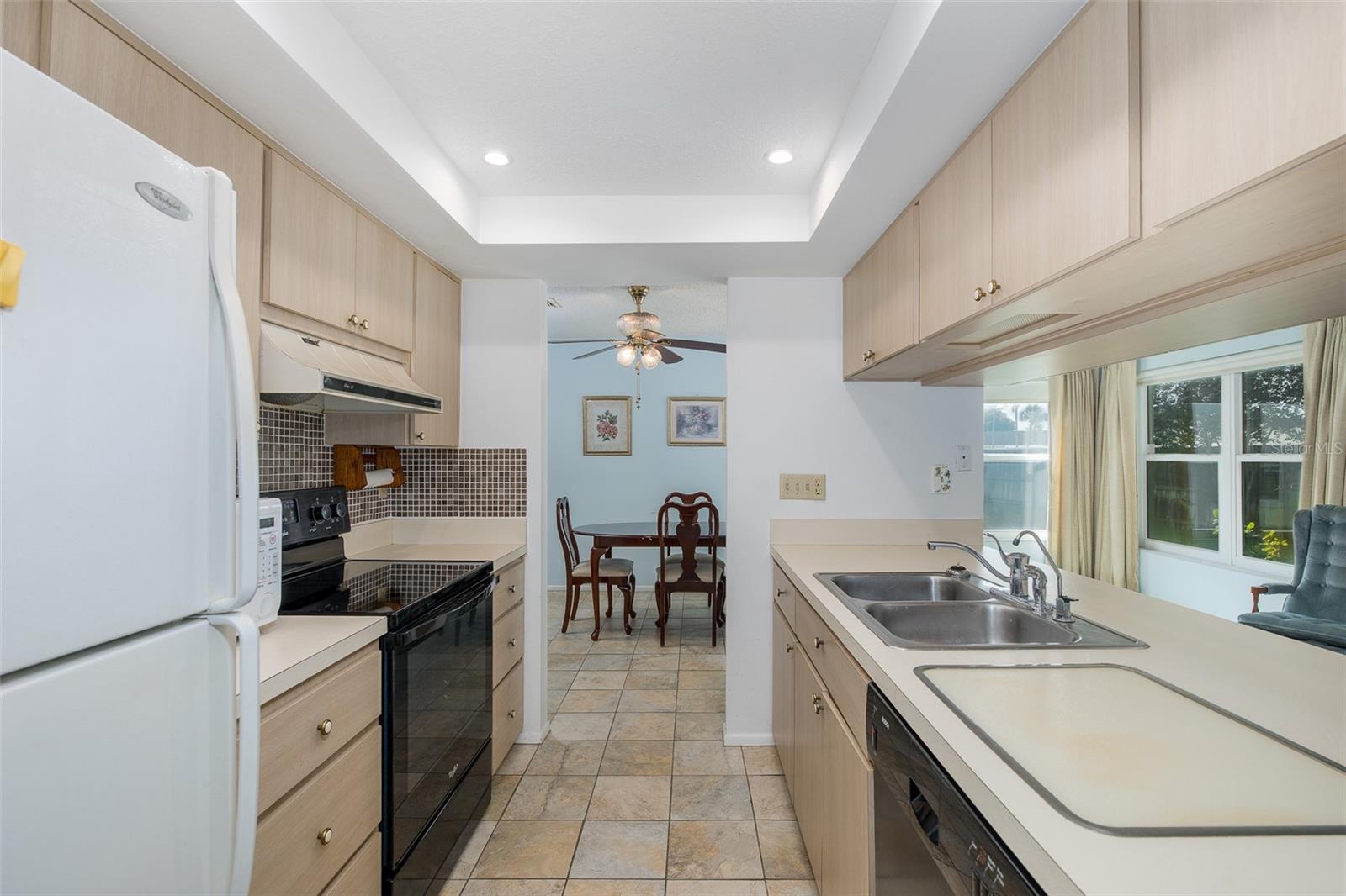 SAN CLEMENTE VILLAGE - Residential