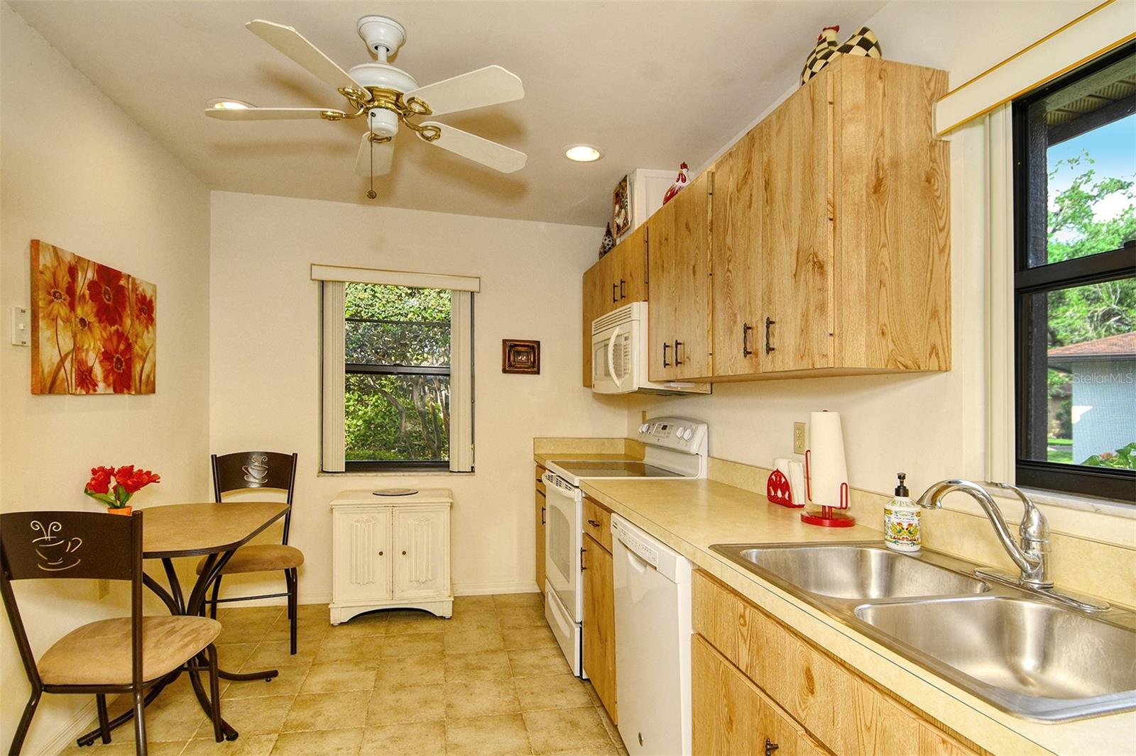 CAMBRIDGE VILLAGE WEST - Residential