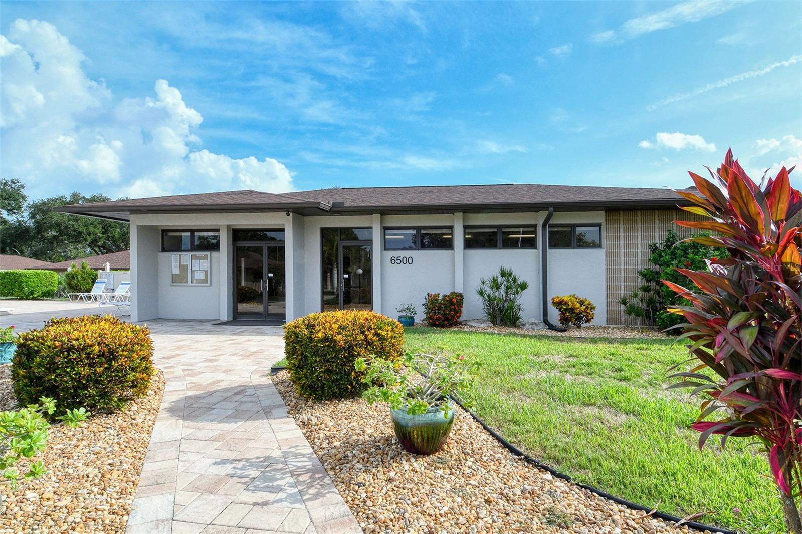 CAMBRIDGE VILLAGE WEST - Residential