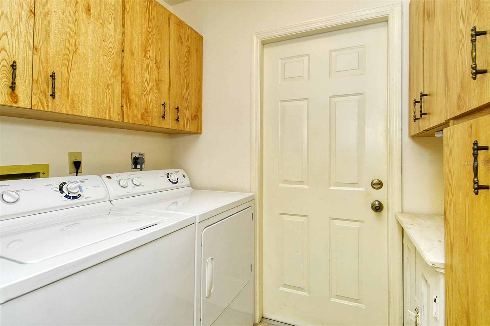 CAMBRIDGE VILLAGE WEST - Residential