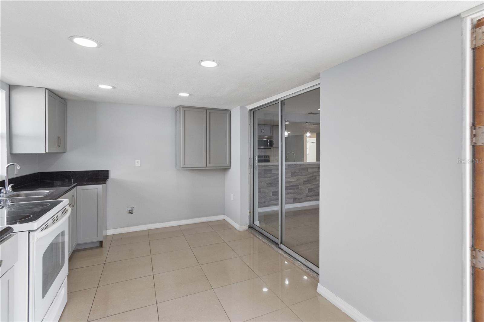 SAN CLEMENTE EAST - Residential