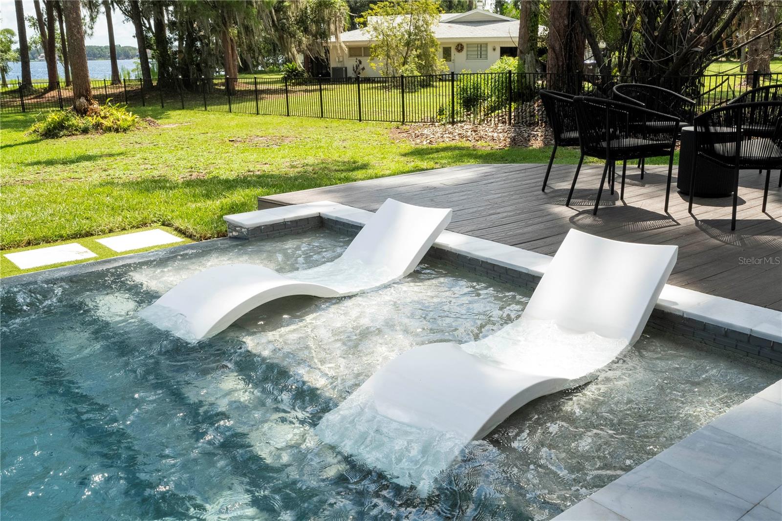 CYPRESS SHORES FIRST ADD - Residential