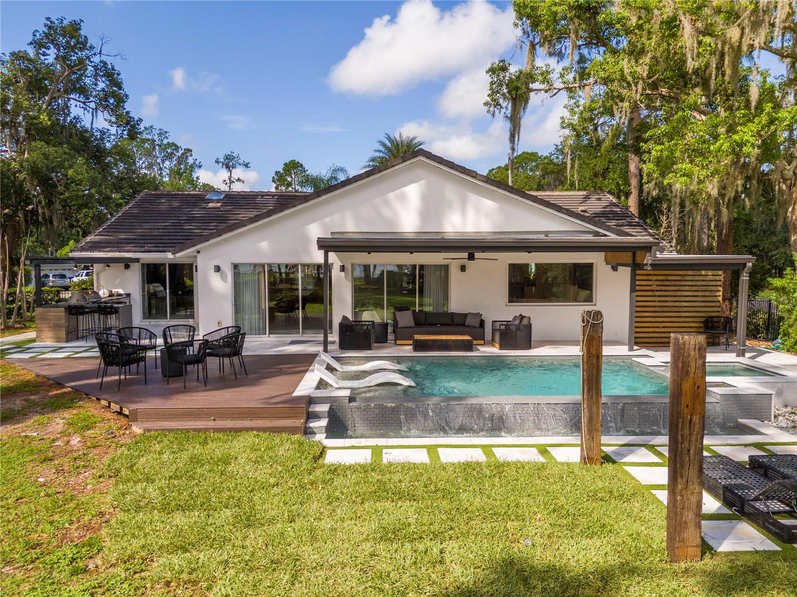 CYPRESS SHORES FIRST ADD - Residential
