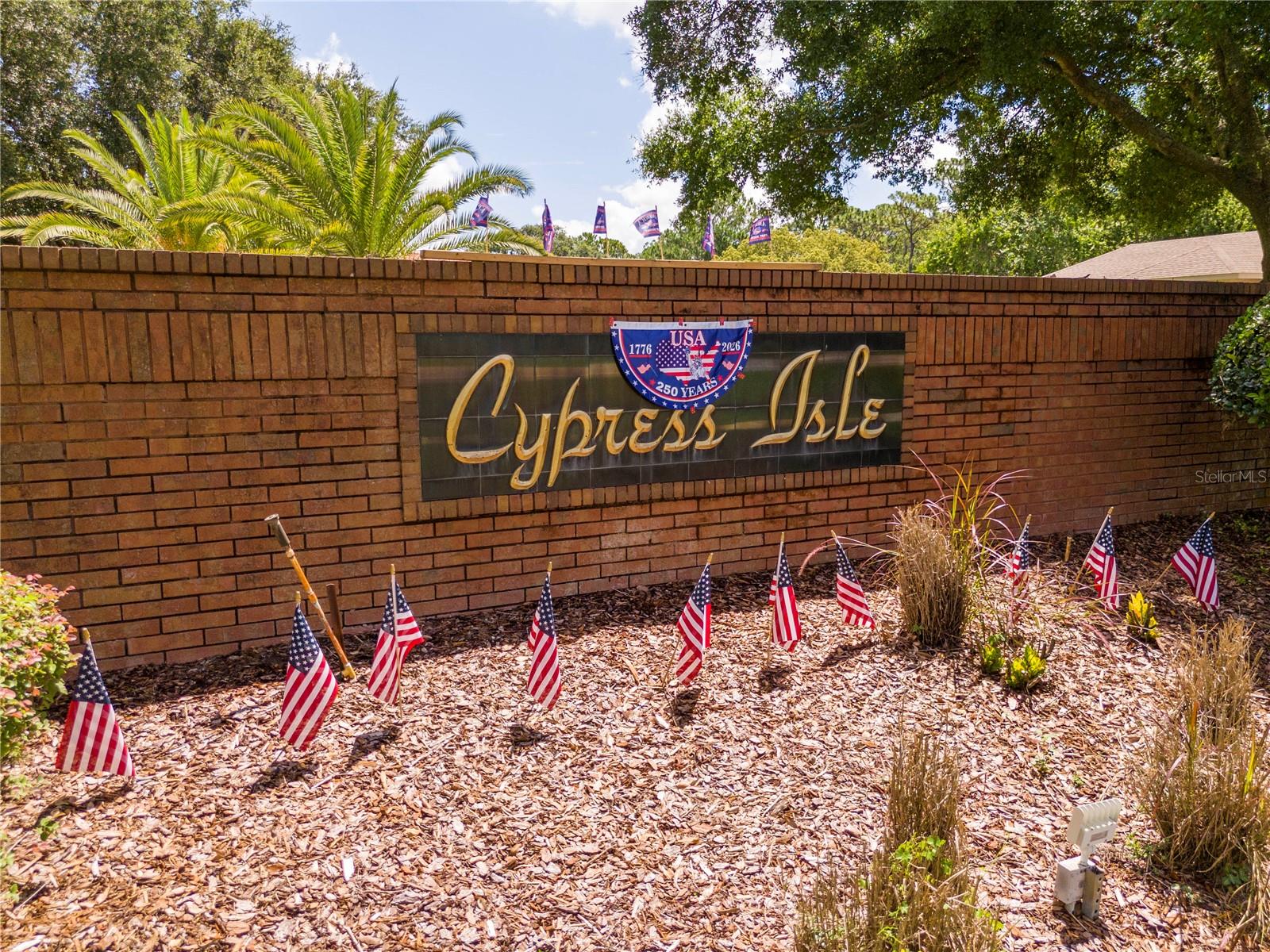 CYPRESS SHORES FIRST ADD - Residential