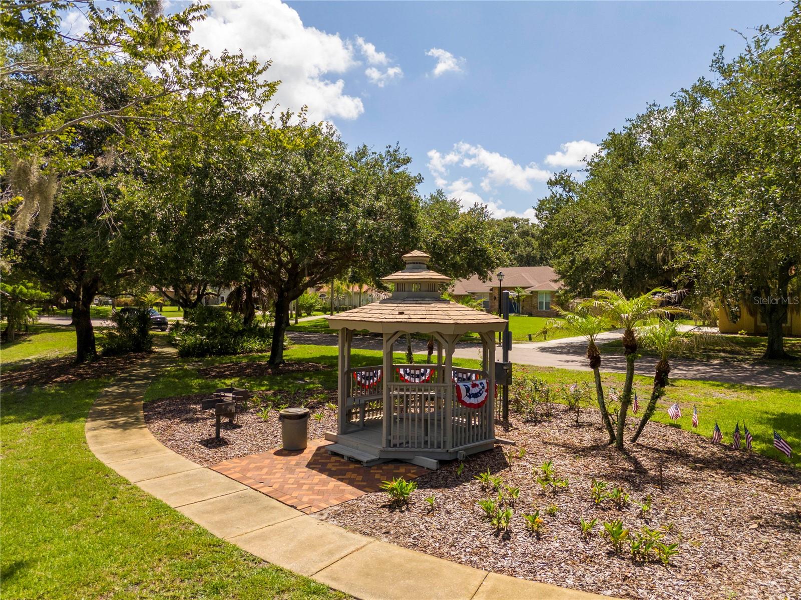 CYPRESS SHORES FIRST ADD - Residential