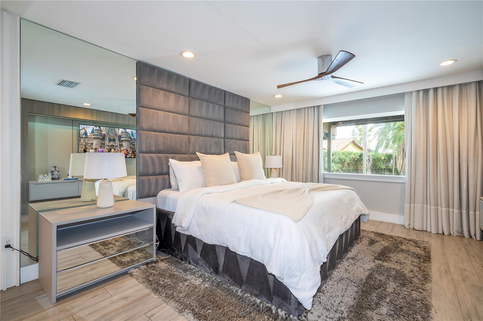 CYPRESS SHORES FIRST ADD - Residential