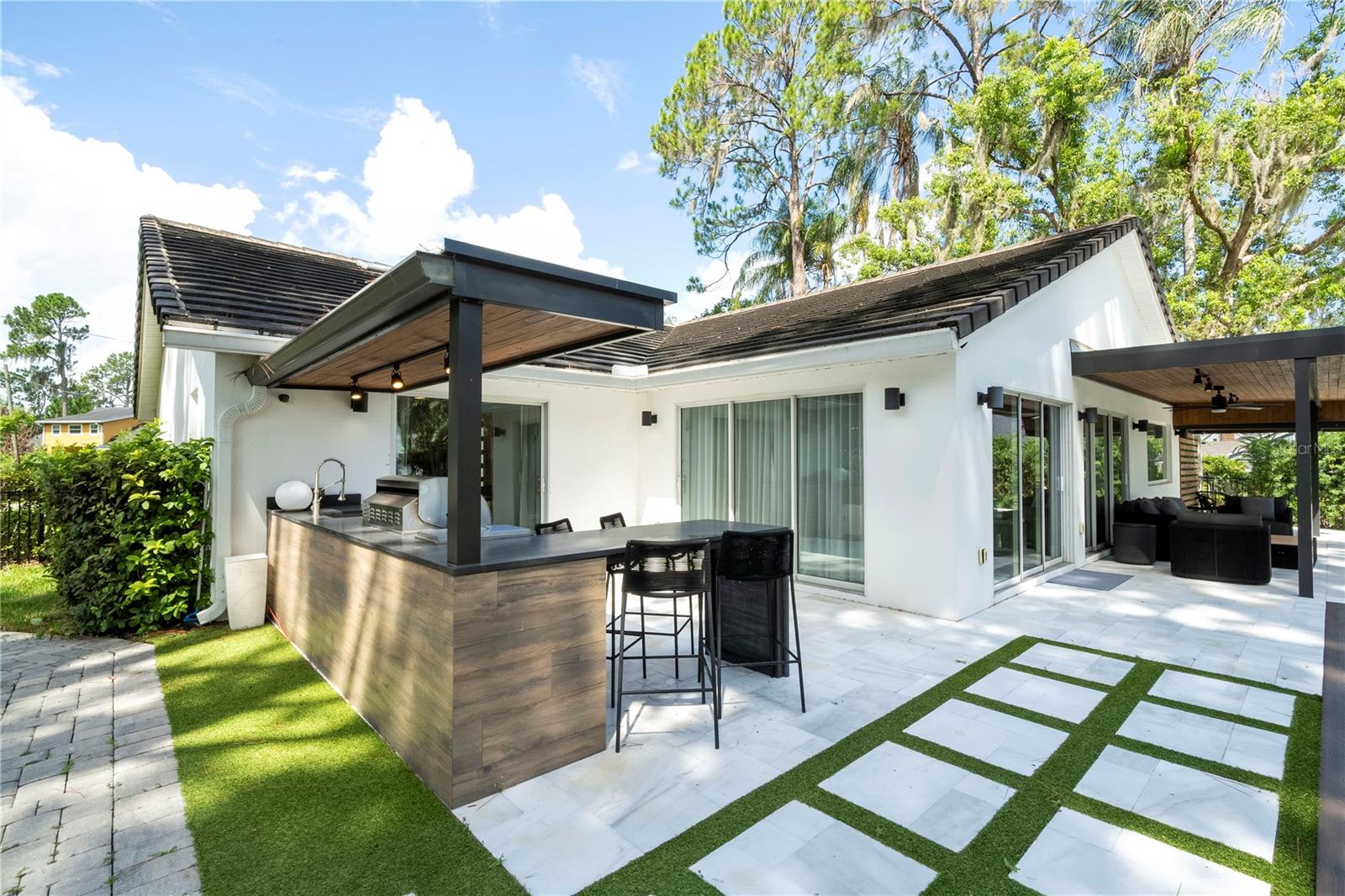 CYPRESS SHORES FIRST ADD - Residential