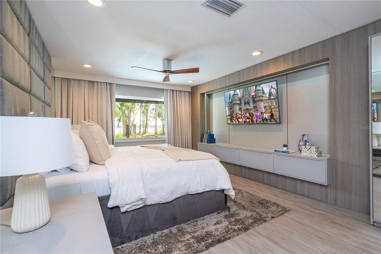 CYPRESS SHORES FIRST ADD - Residential