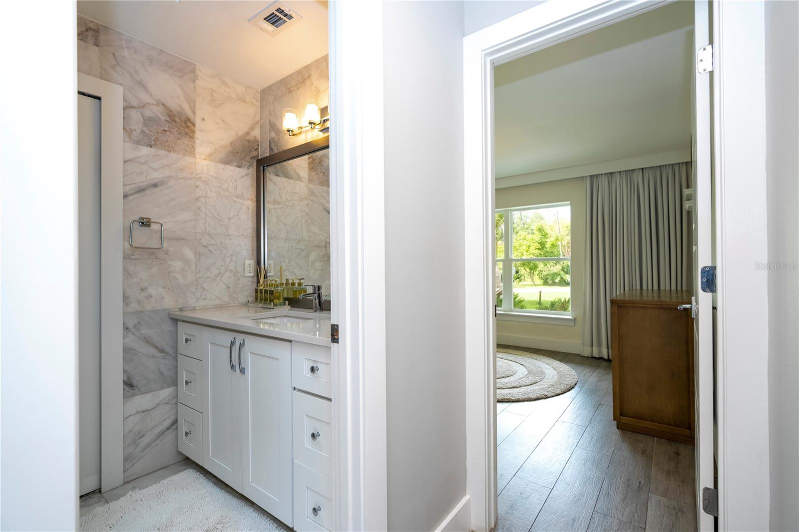 CYPRESS SHORES FIRST ADD - Residential