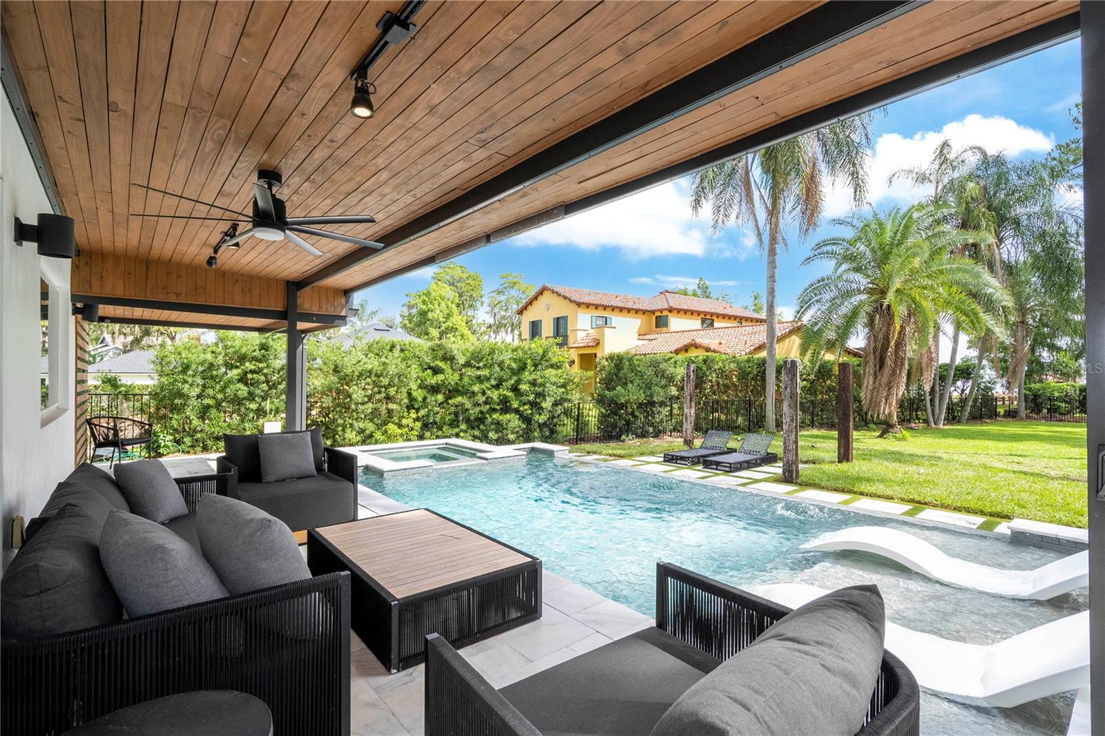 CYPRESS SHORES FIRST ADD - Residential