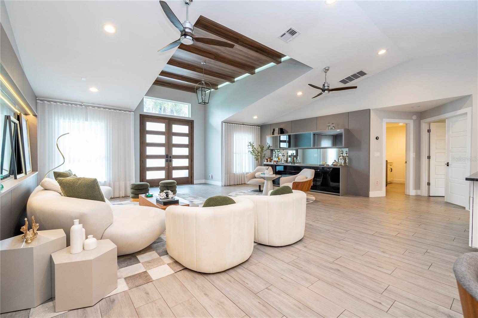 CYPRESS SHORES FIRST ADD - Residential
