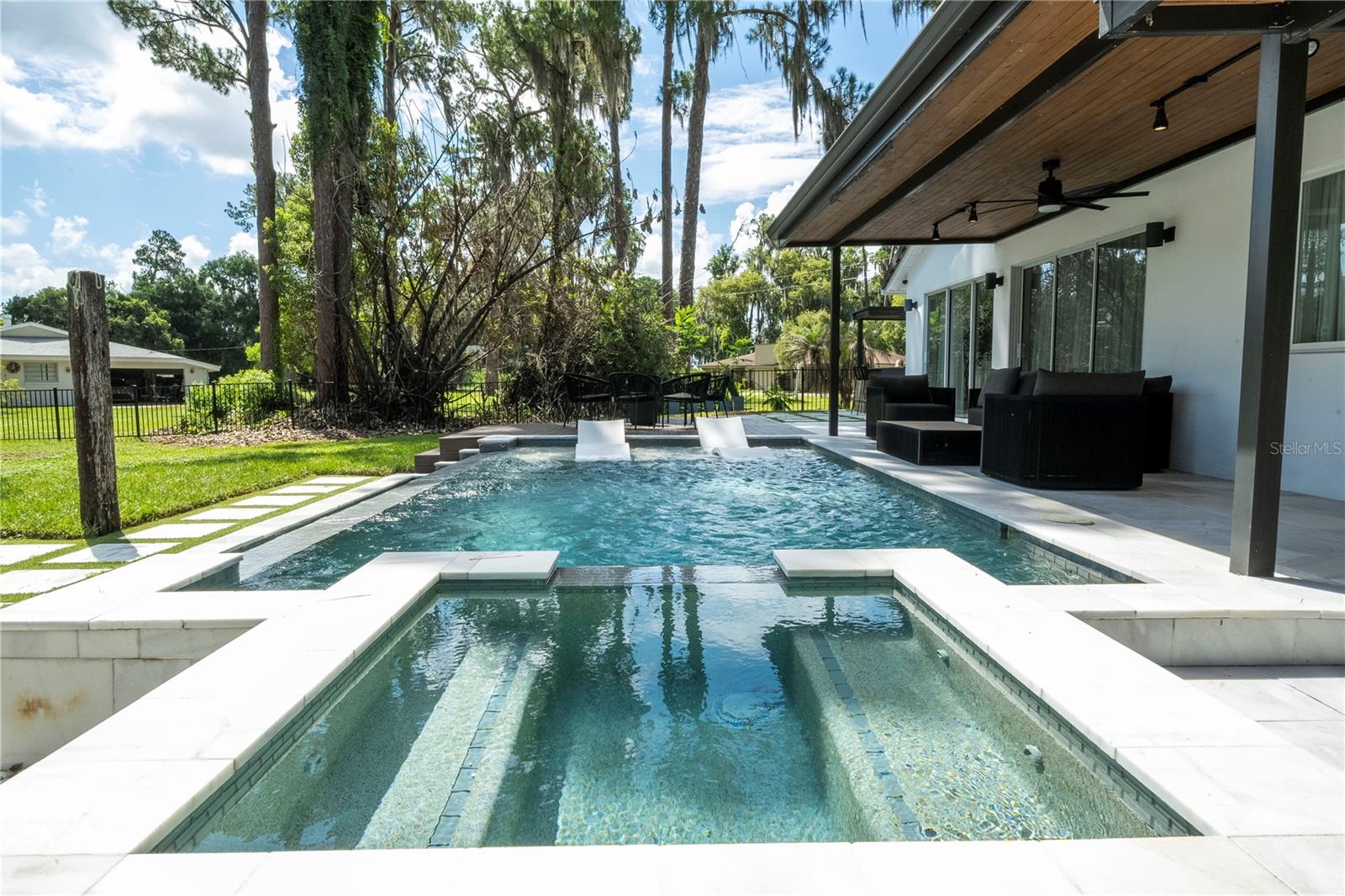 CYPRESS SHORES FIRST ADD - Residential